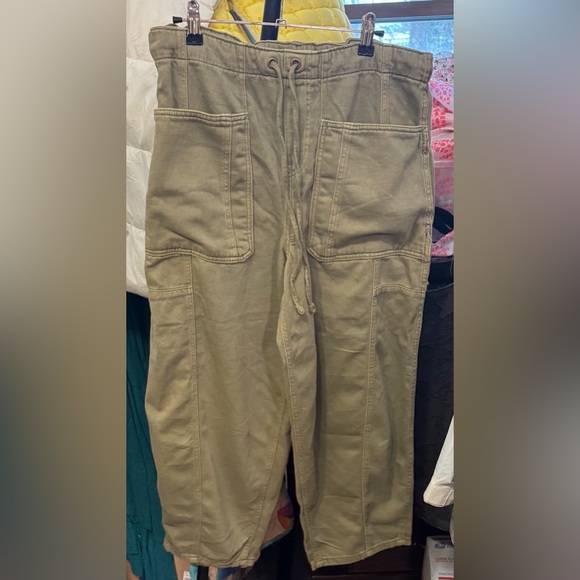 NWT Free People We The Free Silverton Pull-On Barrel Jeans - aloe green - Snall - Picture 8 of 10